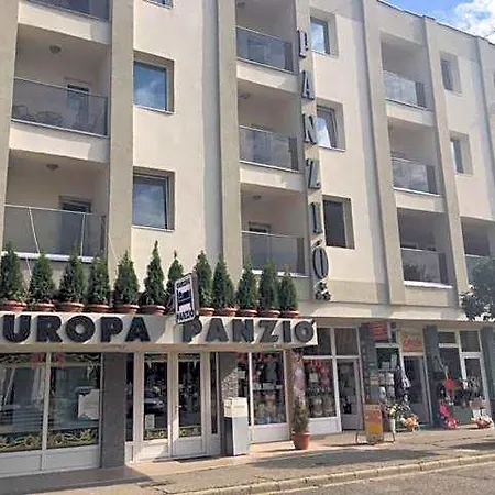 Europa Panzio 3* Mateszalka