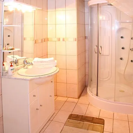 Europa Panzio Bed & Breakfast Mateszalka