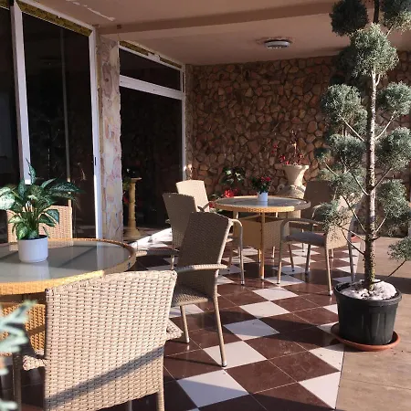 Bed & Breakfast Europa Panzio