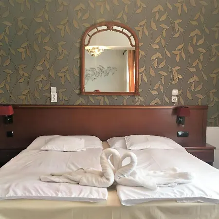 Bed & Breakfast Europa Panzio 3*