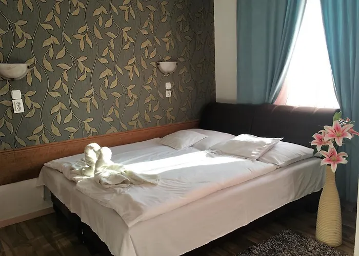 Bed & Breakfast Europa Panzio 3*